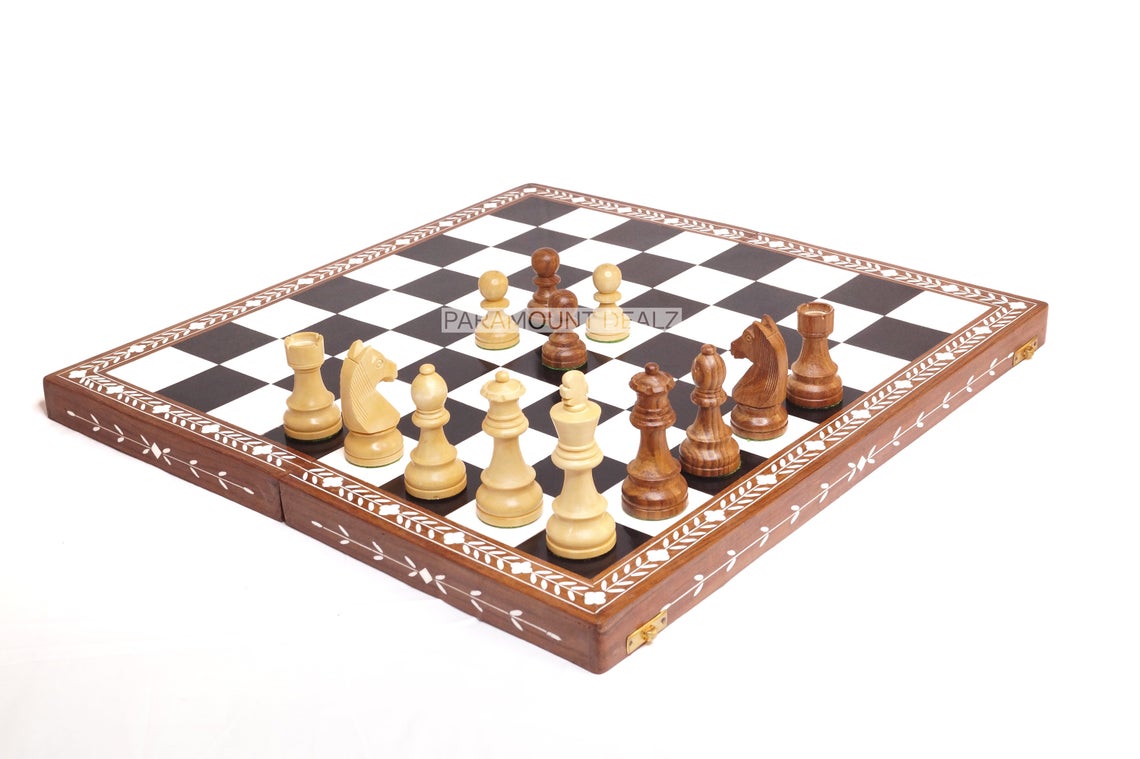 Chess R3434 Paramount Dealz Personalized Inlaid 12