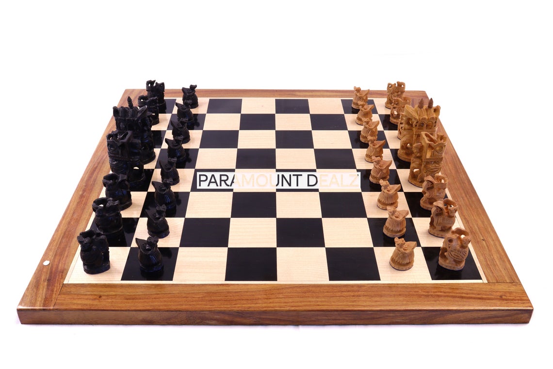 Wooden Chess Board with 3" Royal Maharaja Chess Pieces