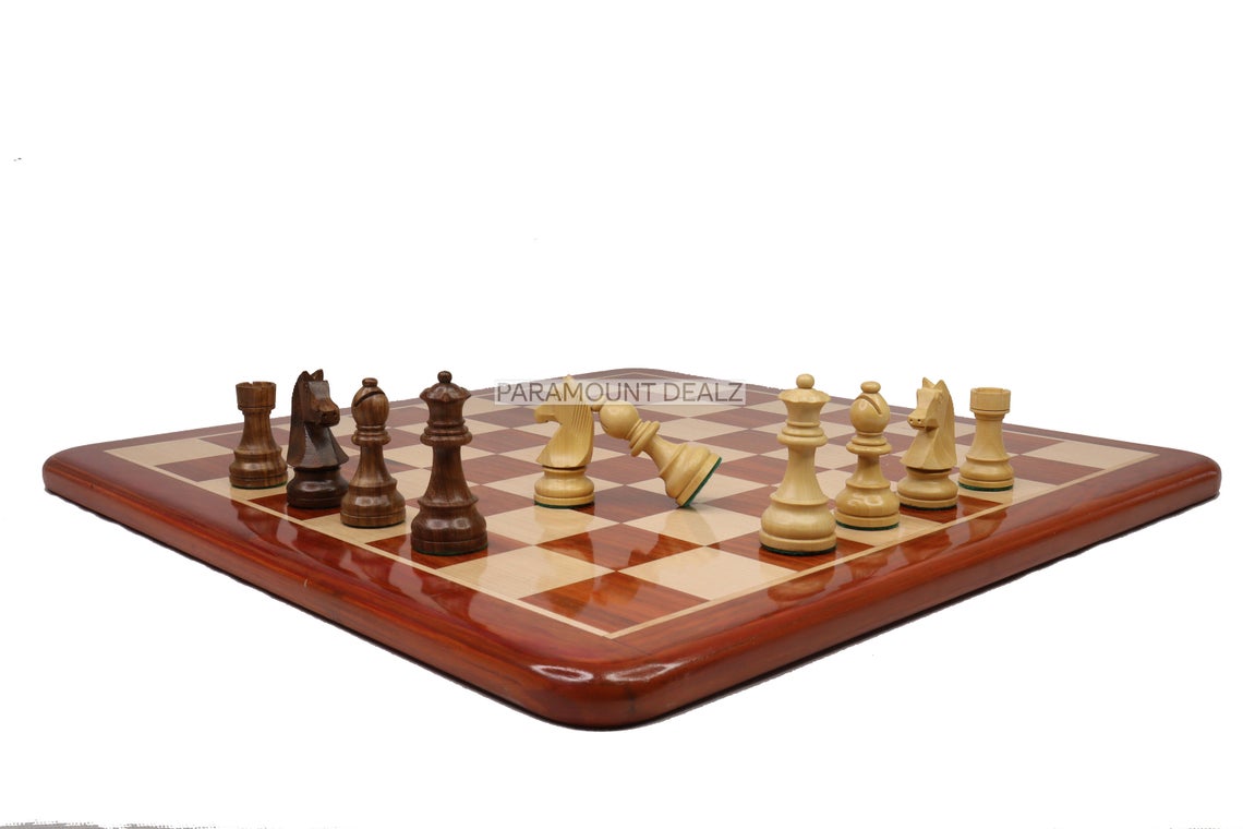 Style Wooden Chess Board