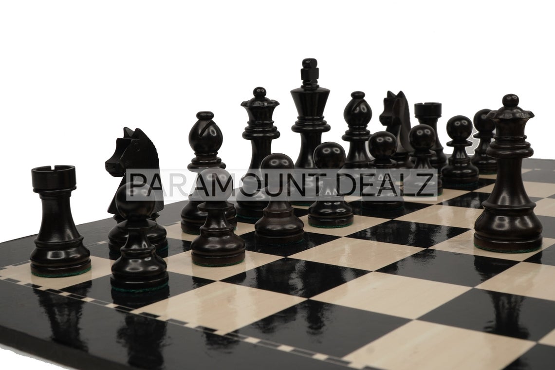 ♟️ 19” Wooden Laminated Chess Board Set with 3.75” Staunton Wooden Pie