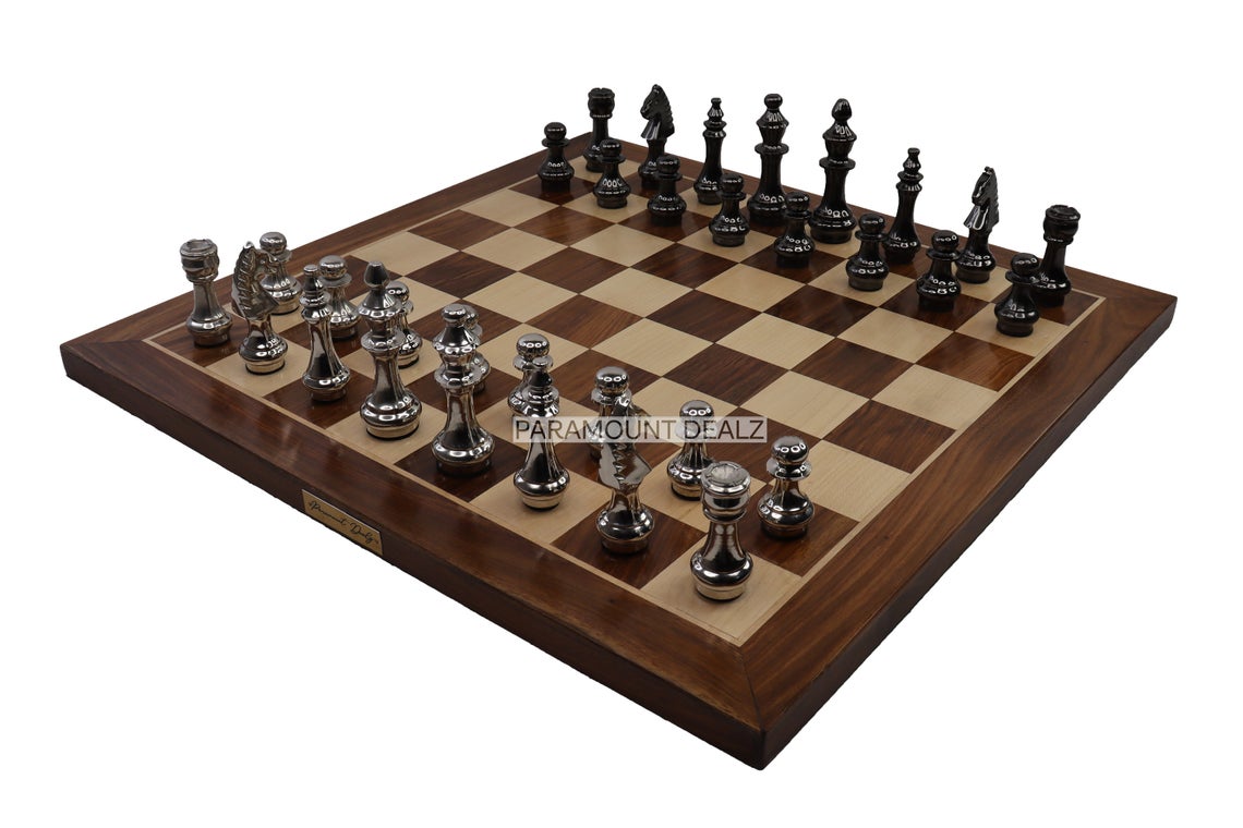 Handcrafted Aluminium Metal 32 Chess Pieces Set and Wooden Chess Pieces Box