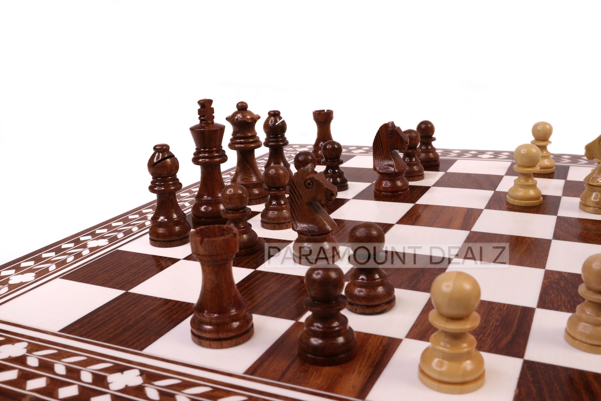 WOODEN FOLDING CHESS SET WITH WOODEN STAUNTION COINS