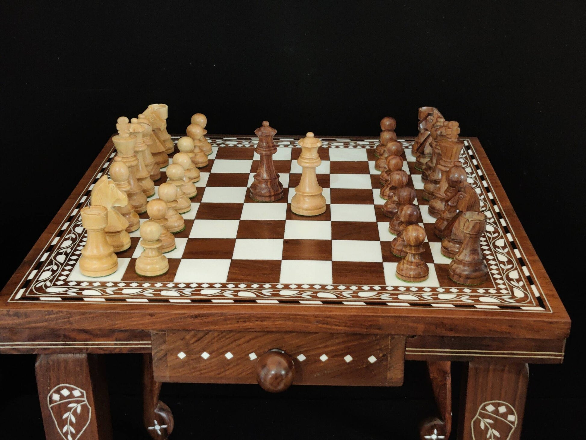 Wood Chess Pieces Set